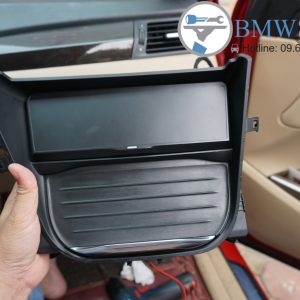 BMW In- Car Wireless Charging (Bộ đế sạc không dây xe BMW)