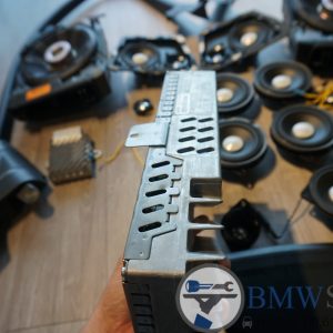 Hệ thống loa Harman Kardon cho xe BMW