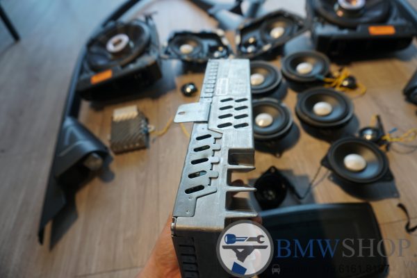 Hệ thống loa Harman Kardon cho xe BMW
