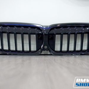Mặt ca lăng BMW G20 màu đen